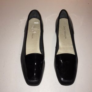 Enzo Angiolini Flats- Size 7